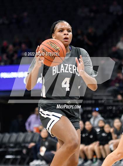 Thumbnail 1 in Sierra Canyon vs. Archbishop Mitty (CIF State Open Div. Final) photogallery.
