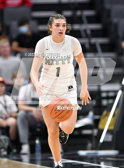 Thumbnail 1 in Sierra Canyon vs. Archbishop Mitty (CIF State Open Div. Final) photogallery.