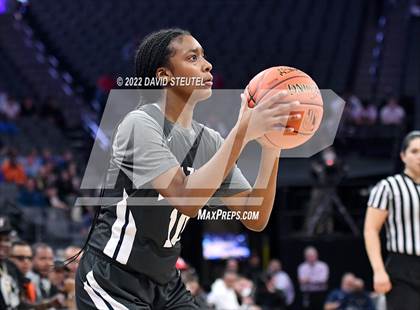 Thumbnail 3 in Sierra Canyon vs. Archbishop Mitty (CIF State Open Div. Final) photogallery.