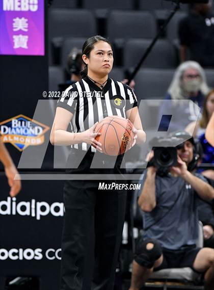 Thumbnail 3 in Sierra Canyon vs. Archbishop Mitty (CIF State Open Div. Final) photogallery.