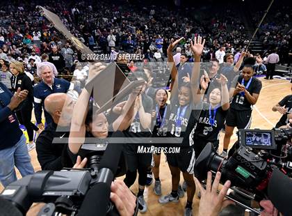 Thumbnail 1 in Sierra Canyon vs. Archbishop Mitty (CIF State Open Div. Final) photogallery.