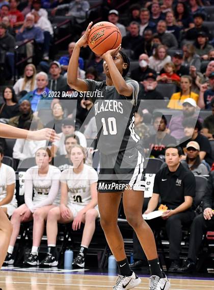 Thumbnail 3 in Sierra Canyon vs. Archbishop Mitty (CIF State Open Div. Final) photogallery.