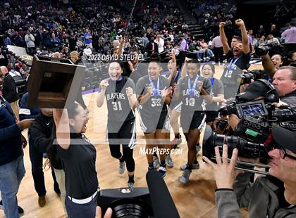 Thumbnail 2 in Sierra Canyon vs. Archbishop Mitty (CIF State Open Div. Final) photogallery.