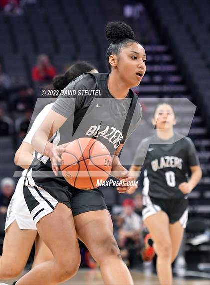 Thumbnail 3 in Sierra Canyon vs. Archbishop Mitty (CIF State Open Div. Final) photogallery.