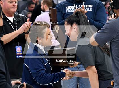 Thumbnail 2 in Sierra Canyon vs. Archbishop Mitty (CIF State Open Div. Final) photogallery.