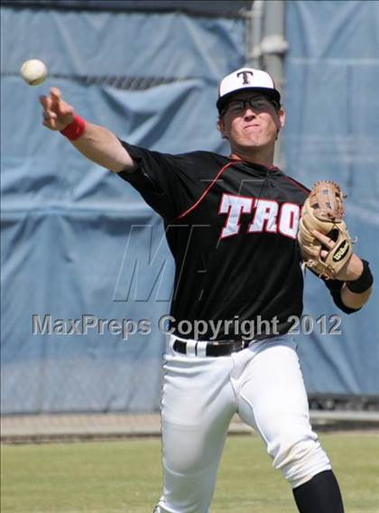 Thumbnail 1 in Troy @ Sonora photogallery.