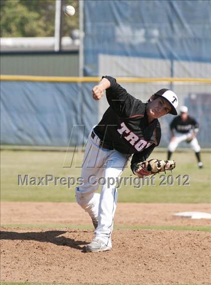 Thumbnail 1 in Troy @ Sonora photogallery.