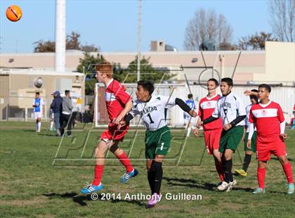 Thumbnail 2 in Redondo Union vs Rancho Alamitos (Marina High School Holiday Classic) photogallery.