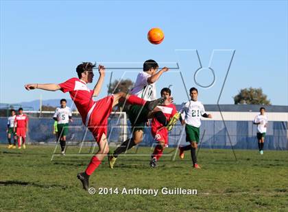 Thumbnail 2 in Redondo Union vs Rancho Alamitos (Marina High School Holiday Classic) photogallery.