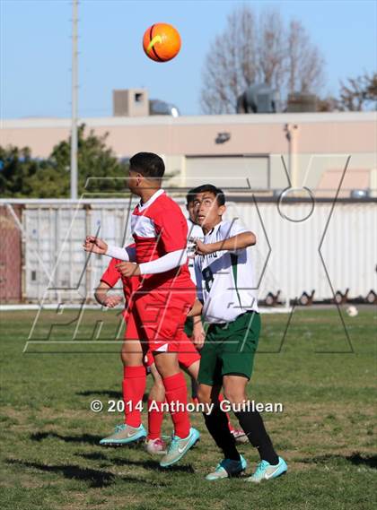 Thumbnail 3 in Redondo Union vs Rancho Alamitos (Marina High School Holiday Classic) photogallery.