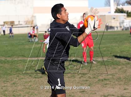 Thumbnail 3 in Redondo Union vs Rancho Alamitos (Marina High School Holiday Classic) photogallery.