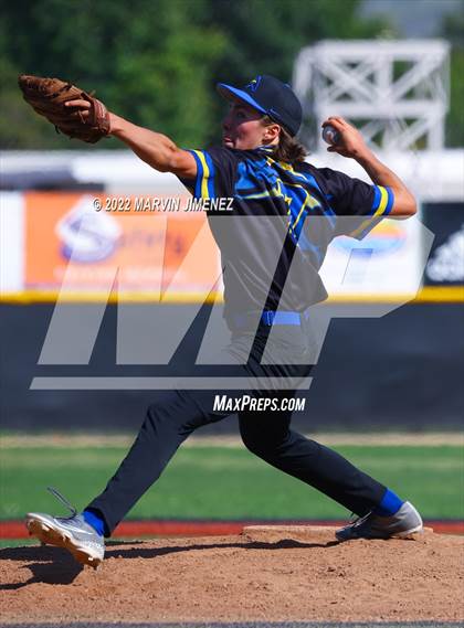 Thumbnail 2 in Thousand Oaks vs Agoura photogallery.