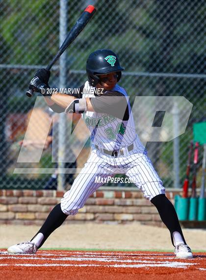 Thumbnail 2 in Thousand Oaks vs Agoura photogallery.