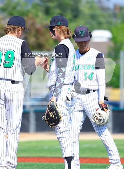Thumbnail 2 in Thousand Oaks vs Agoura photogallery.