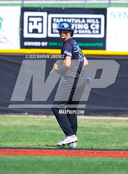 Thumbnail 2 in Thousand Oaks vs Agoura photogallery.