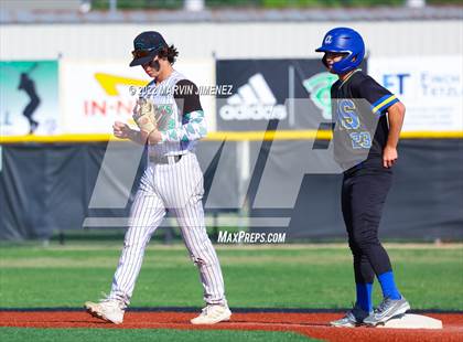 Thumbnail 2 in Thousand Oaks vs Agoura photogallery.