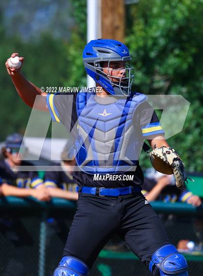 Thumbnail 1 in Thousand Oaks vs Agoura photogallery.