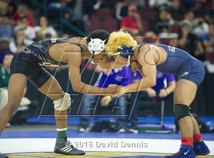 Thumbnail 1 in CIF State Boys Wrestling Championships (Semfinals) photogallery.