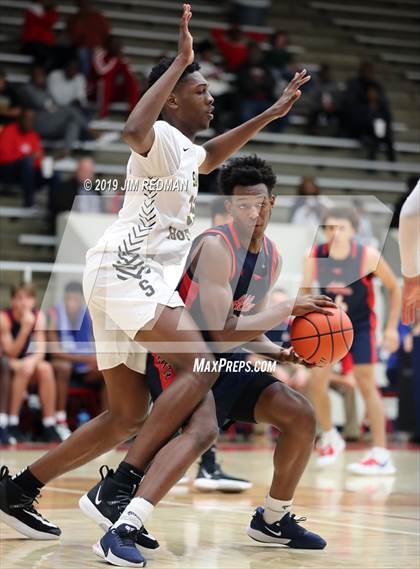 Thumbnail 2 in Allen vs. Sam Houston (McDonald's Texas Invitational) photogallery.