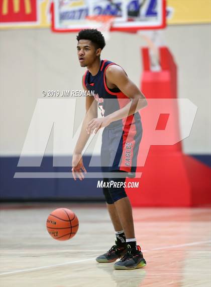 Thumbnail 1 in Allen vs. Sam Houston (McDonald's Texas Invitational) photogallery.