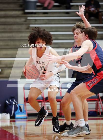 Thumbnail 1 in Allen vs. Sam Houston (McDonald's Texas Invitational) photogallery.