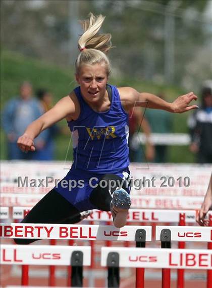 Thumbnail 2 in 2010 Liberty Bell Invitational photogallery.