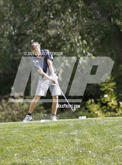 Thumbnail 2 in Utah 4A Region 11 Boys Golf Meet photogallery.