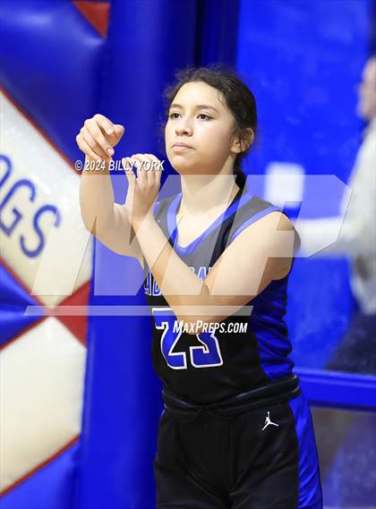 Thumbnail 2 in Fruitvale vs De Kalb photogallery.