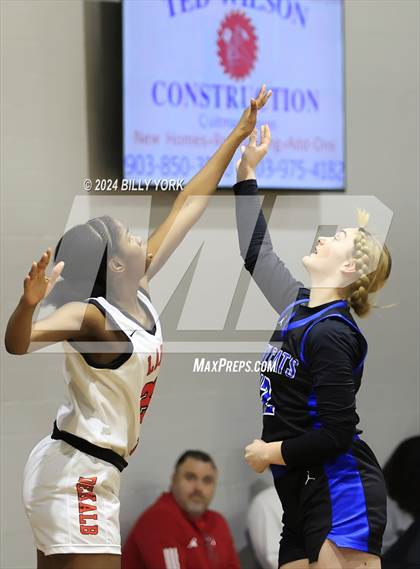 Thumbnail 2 in Fruitvale vs De Kalb photogallery.