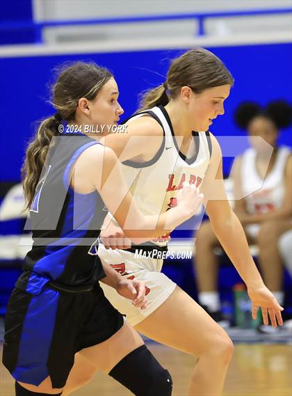 Thumbnail 2 in Fruitvale vs De Kalb photogallery.