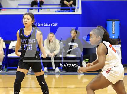 Thumbnail 1 in Fruitvale vs De Kalb photogallery.