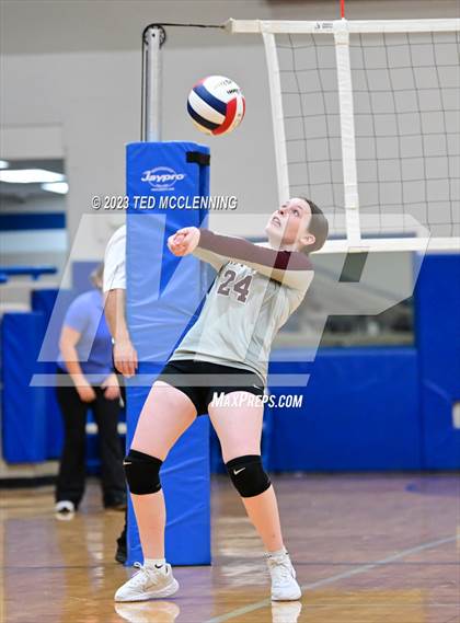 Thumbnail 3 in Perryville @ Jessieville photogallery.