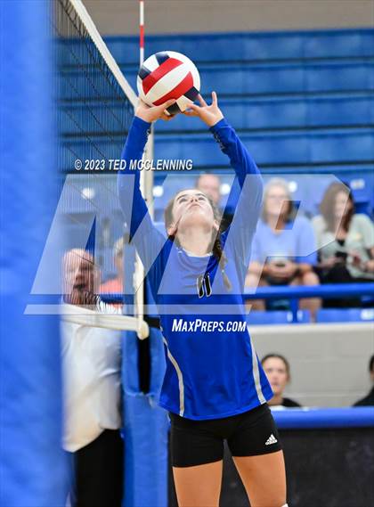 Thumbnail 2 in Perryville @ Jessieville photogallery.