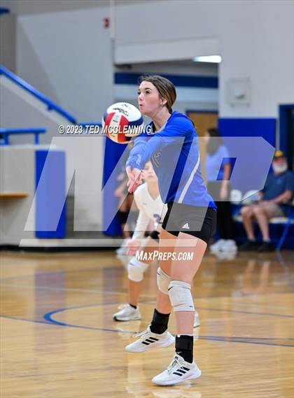 Thumbnail 1 in Perryville @ Jessieville photogallery.