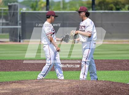 Thumbnail 1 in Mamaroneck vs. Bellflower (IMG National Classic) photogallery.