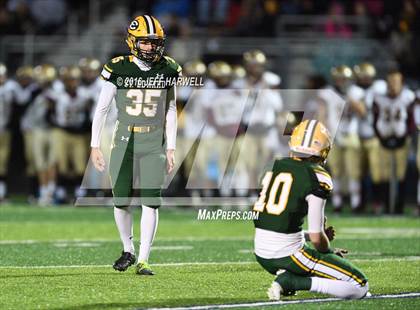 Thumbnail 3 in St. Edward vs. Stow-Munroe Falls (OHSAA Division I Region 1 Semifinal) photogallery.