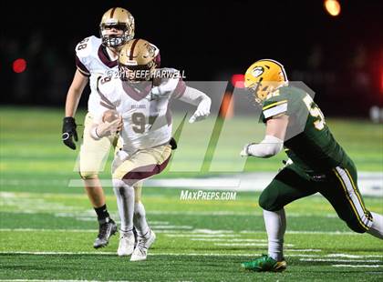 Thumbnail 1 in St. Edward vs. Stow-Munroe Falls (OHSAA Division I Region 1 Semifinal) photogallery.
