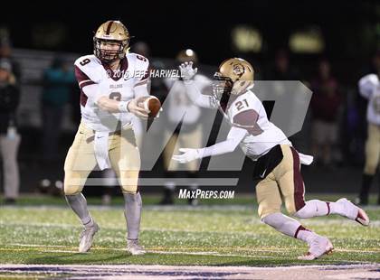 Thumbnail 3 in St. Edward vs. Stow-Munroe Falls (OHSAA Division I Region 1 Semifinal) photogallery.