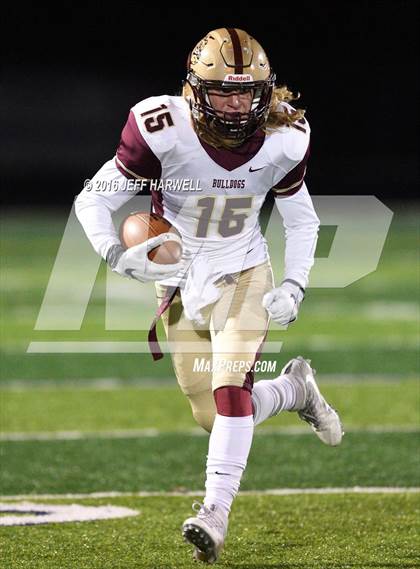 Thumbnail 3 in St. Edward vs. Stow-Munroe Falls (OHSAA Division I Region 1 Semifinal) photogallery.