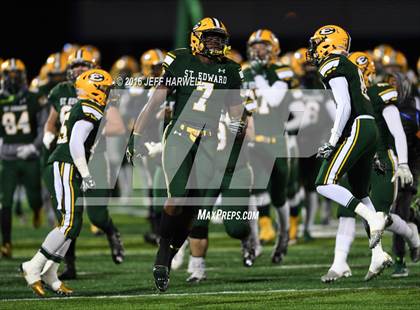 Thumbnail 2 in St. Edward vs. Stow-Munroe Falls (OHSAA Division I Region 1 Semifinal) photogallery.