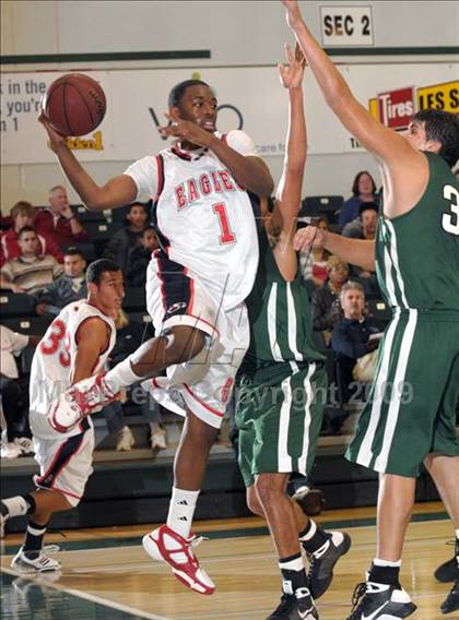 Thumbnail 2 in Pleasant Grove vs. St. Mary's (Hoops Classic 2009) photogallery.