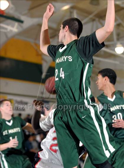 Thumbnail 3 in Pleasant Grove vs. St. Mary's (Hoops Classic 2009) photogallery.