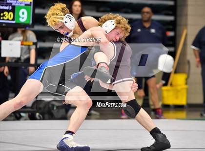 Thumbnail 1 in UIL 6A Regional Wrestling Championships photogallery.