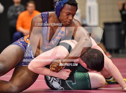 Thumbnail 3 in UIL 6A Regional Wrestling Championships photogallery.