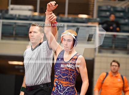 Thumbnail 2 in UIL 6A Regional Wrestling Championships photogallery.