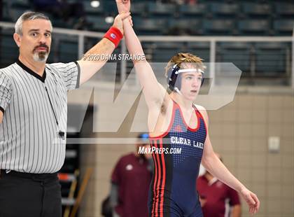 Thumbnail 1 in UIL 6A Regional Wrestling Championships photogallery.