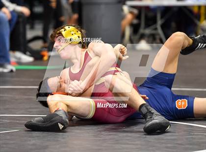 Thumbnail 2 in UIL 6A Regional Wrestling Championships photogallery.