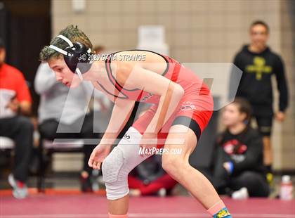 Thumbnail 3 in UIL 6A Regional Wrestling Championships photogallery.