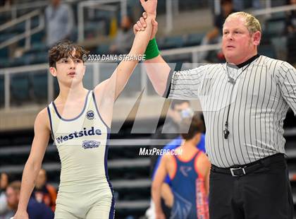 Thumbnail 3 in UIL 6A Regional Wrestling Championships photogallery.