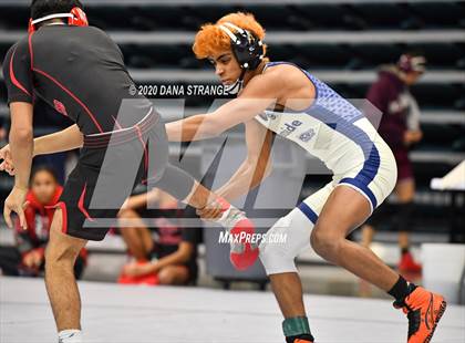 Thumbnail 2 in UIL 6A Regional Wrestling Championships photogallery.